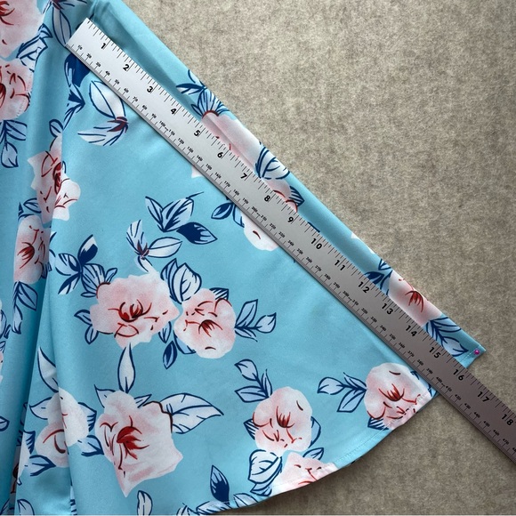 Women's Floral Button Down Waist Tie Blouse with Bell Sleeves M - Picture 8 of 9